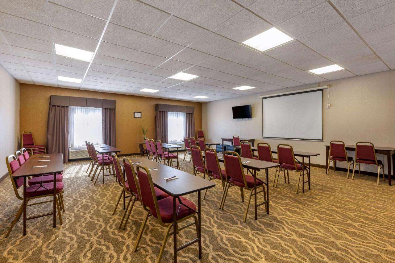 Comfort Suites Perrysburg - Toledo South Экстерьер фото